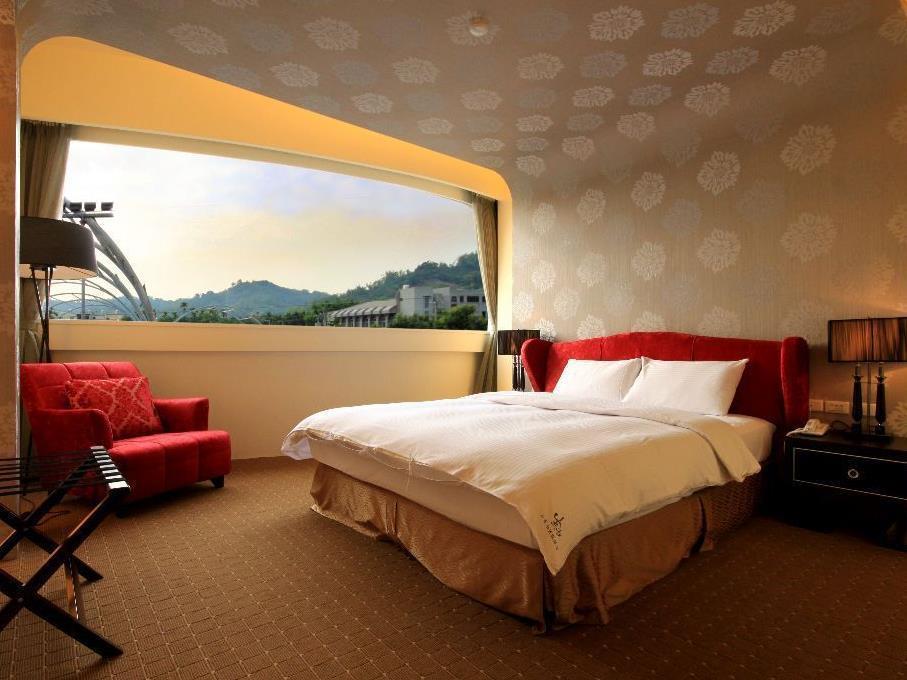 Mountain Fish Water Hotel Jiji Exterior photo